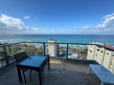 Superb Furnished Apartment with Sea View