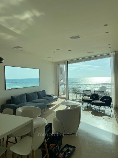 Exceptional Sea View