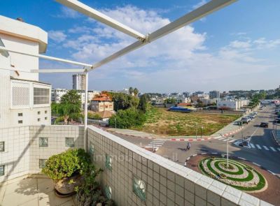 5 room duplex in Ein Sara, Nahariya