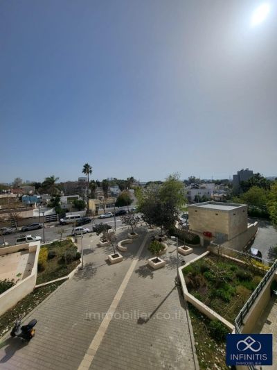 con terraza,en un hermoso edificio,Buena ubicación,Departamento bonito,Espléndido