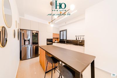 в красивом здании,в отличном состоянии,Высокий этаж с видом,в новостройке,просторный,Красивая квартира