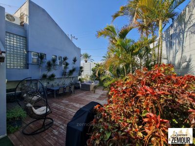 privativo,Boa orientação solar,Em bom estado,Jardim grande