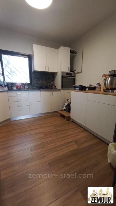Lindo apartamento,bem equipado,calmo,espaçoso