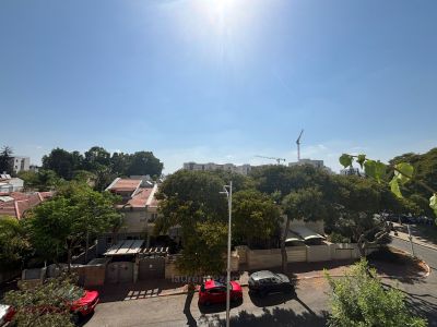 с террасой,Красивая квартира,тихий,светлый