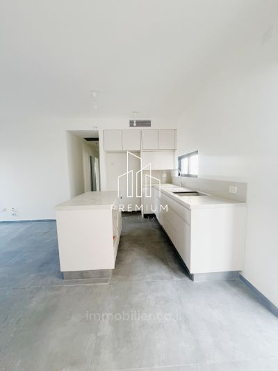 APPARTAMENTO NUOVO DI 4 LOCALI CON TERRAZZO – VICINO AL CENTRO DIZENGOFF