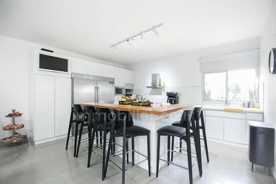 Superb family property with swimming pool for a reasonable budget in one of the most beautiful regions of Israel