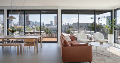 Superbe penthouse entre le parc et la mer