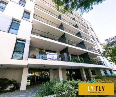 Superbe 2 pieces באין מיזוג אוויר עם מרפסת וחניה