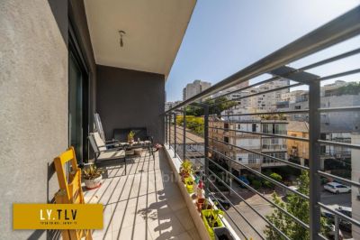 For sale, superb 3-room apartment in a new building in the Gefen Ramat Gan district, a stone's throw from the park.
