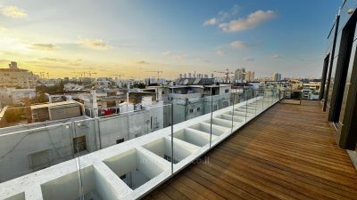 Ático de ensueño con piscina privada y vista al mar – ¡Exclusivo en Bavli