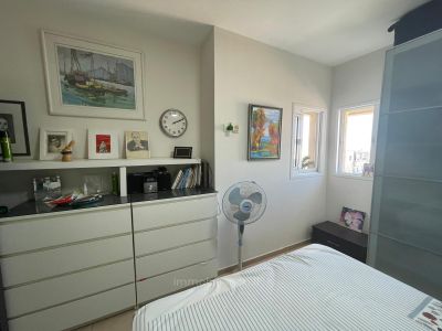 ¡No se lo puede perder!,Para renovar,En el centro,con terraza,bien arreglado,Buena oportunidad,En una calle tranquila