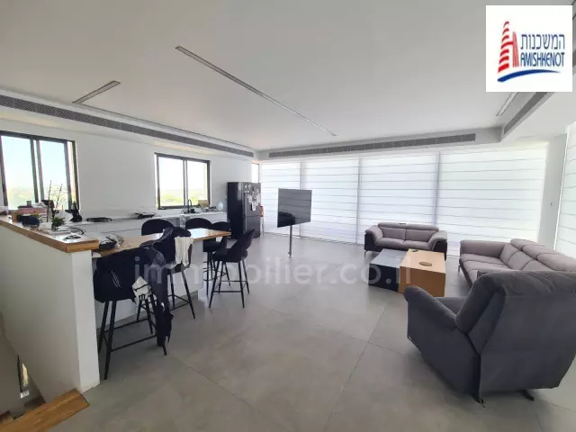 Attico 6 stanze Gerusalemme Talpiot