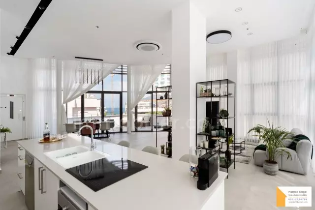 Villa 4 stanze Tel Aviv 1a linea di mare