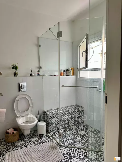 Appartamento 3 stanze Tel Aviv quartiere di mare