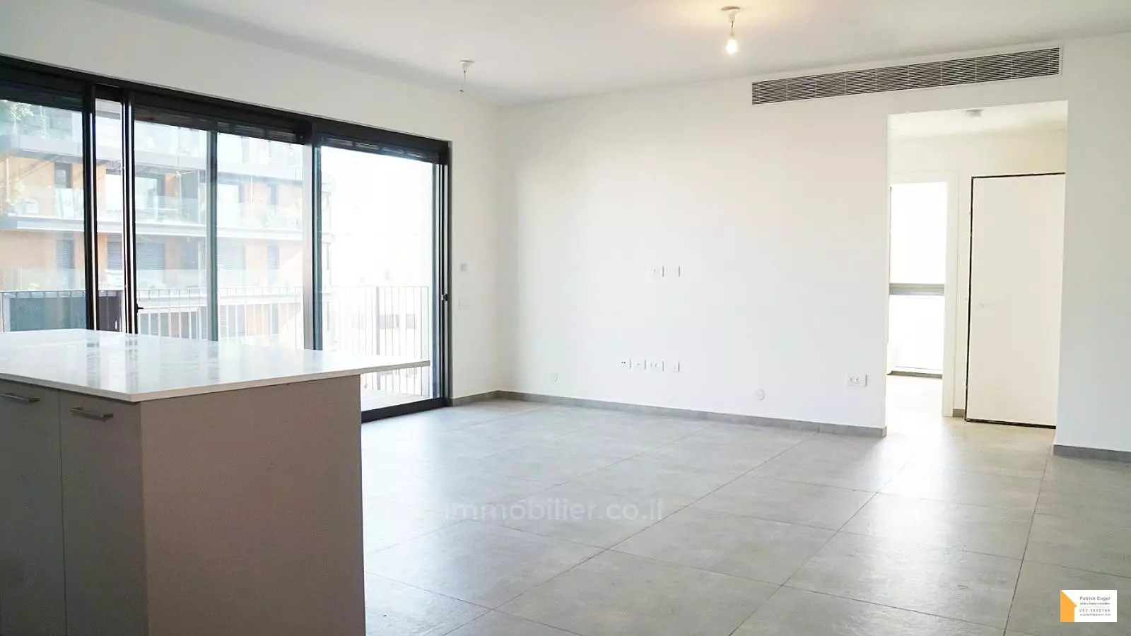 Appartamento 4 stanze Tel Aviv Centro della città 232-IBL-3877