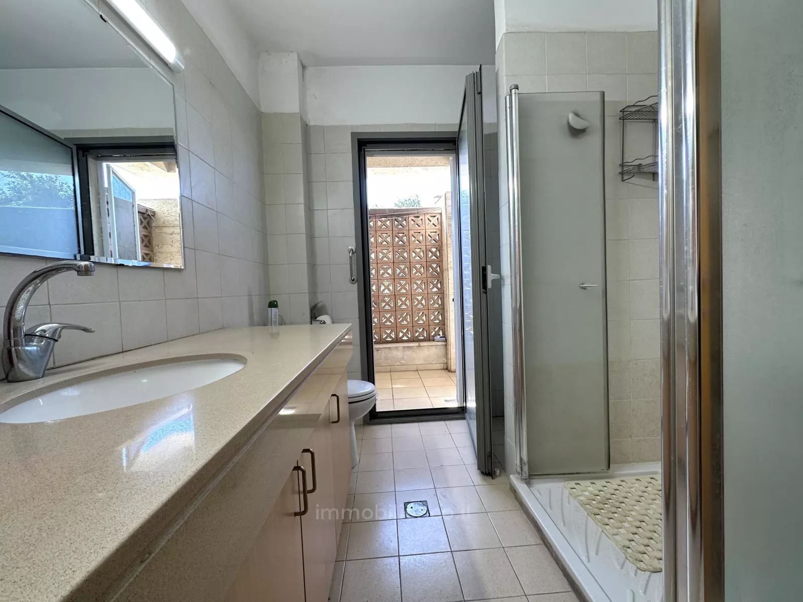 Villa 2.5 stanze Tel Aviv Dizengof 232-IBL-3901