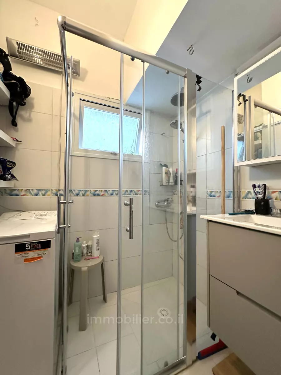 Appartamento 2 stanze Tel Aviv quartiere di mare 232-IBL-3973