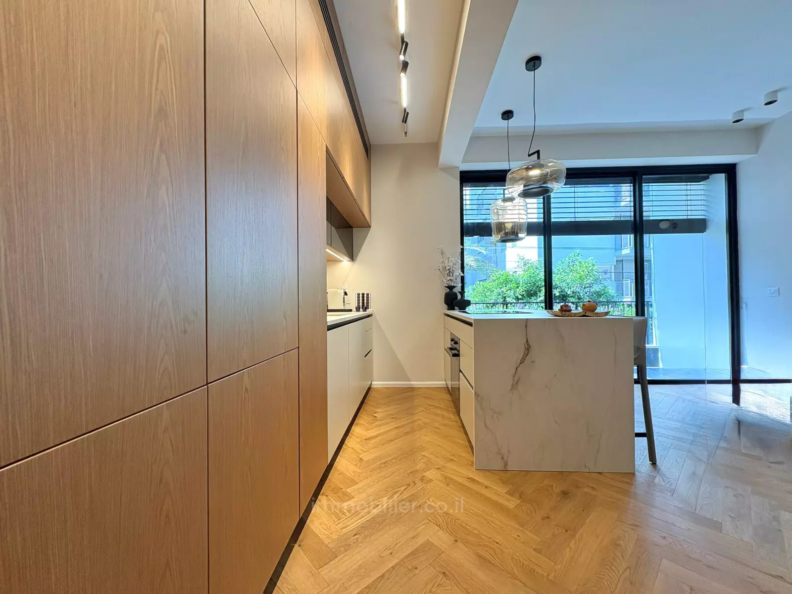 Appartamento 3 stanze Tel Aviv quartiere di mare 232-IBL-3977