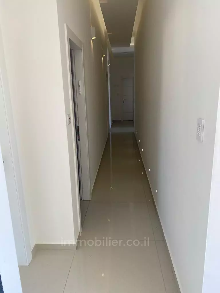 Attico 5 stanze Eilat Shahamon 11 288-IBL-488