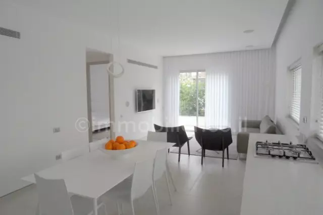 Appartamento 3 stanze Tel Aviv quartiere di mare