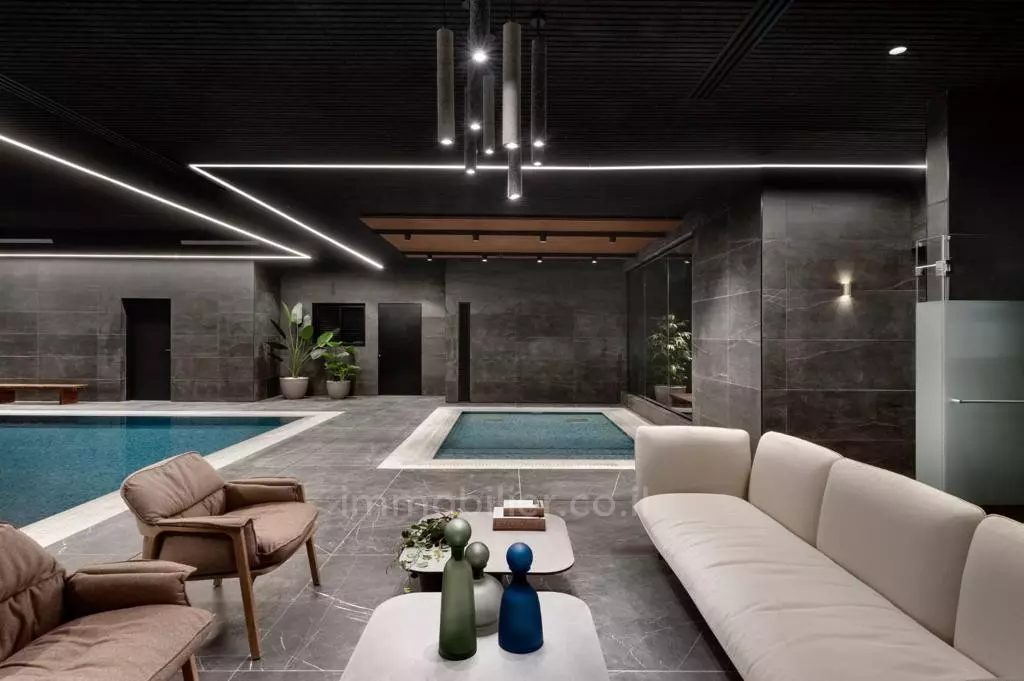 Villa 6 stanze Tel Aviv Ramat Aviv 291-IBL-768