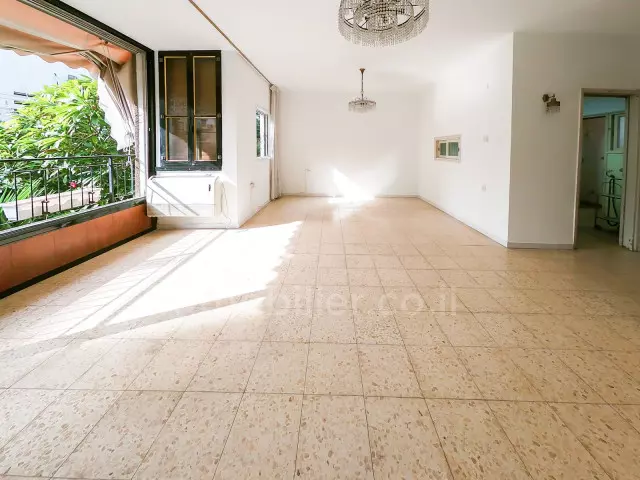 Appartamento 3.5 stanze Tel Aviv quartiere di mare