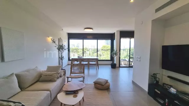 Appartamento 3.5 stanze Tel Aviv Lev Tel-Aviv