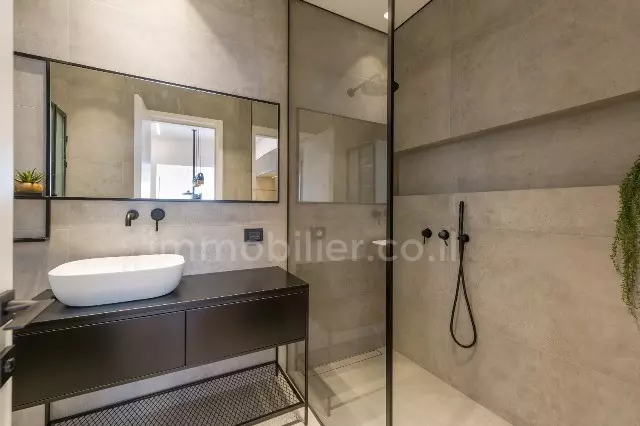 Livello del giardino 2 stanze Tel Aviv Dizengof