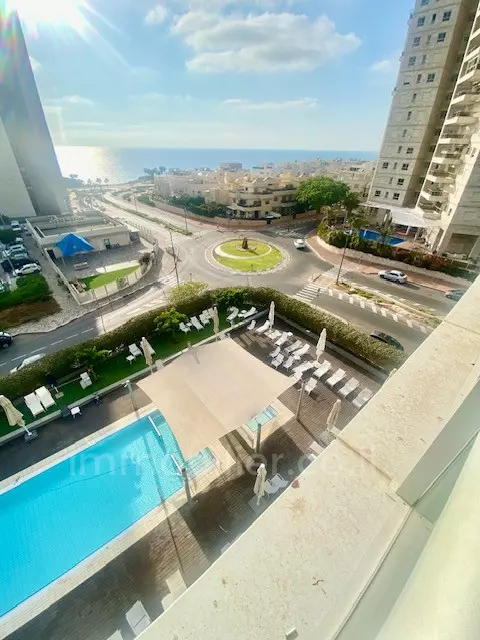 Appartamento 4 stanze Netanya Nat600 342-IBL-6810