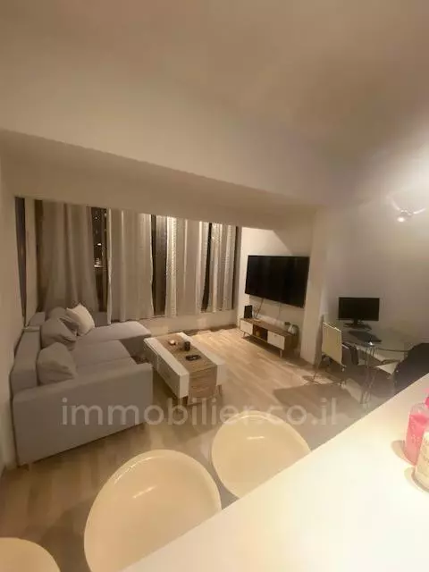 Appartamento 3 stanze Tel Aviv Dizengof 342-IBL-6871