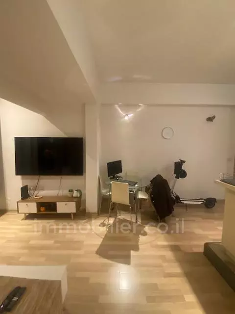 Appartamento 3 stanze Tel Aviv Dizengof 342-IBL-6871