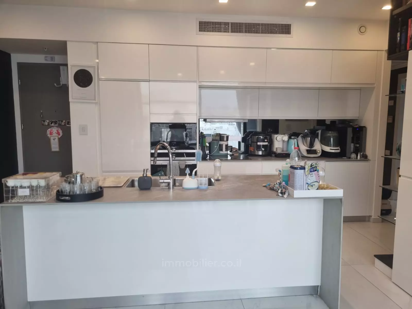 Appartamento 3 stanze Tel Aviv Kerem Hatemanim 342-IBL-6897