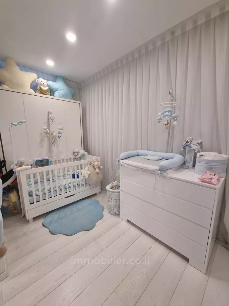 Appartamento 3 stanze Tel Aviv Kerem Hatemanim 342-IBL-6897