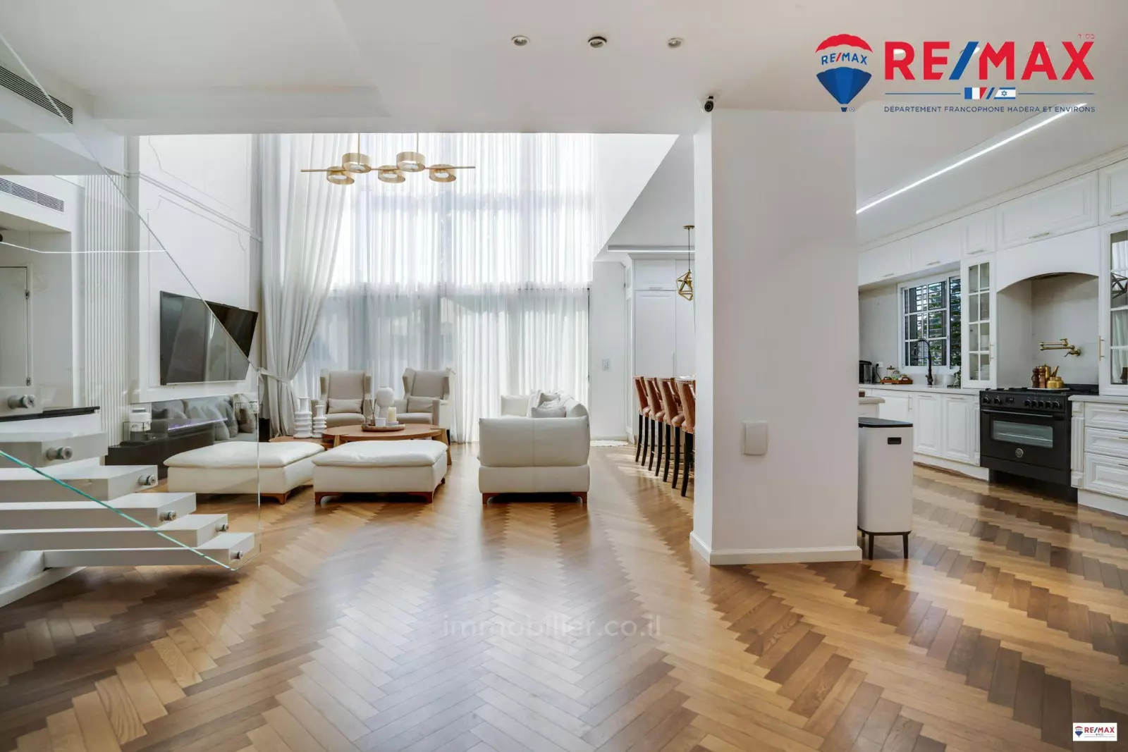 Villa 6 stanze Hadera Centro della città 379-IBL-329