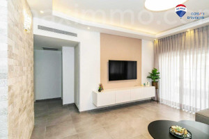 Vendita Appartamento Hadera