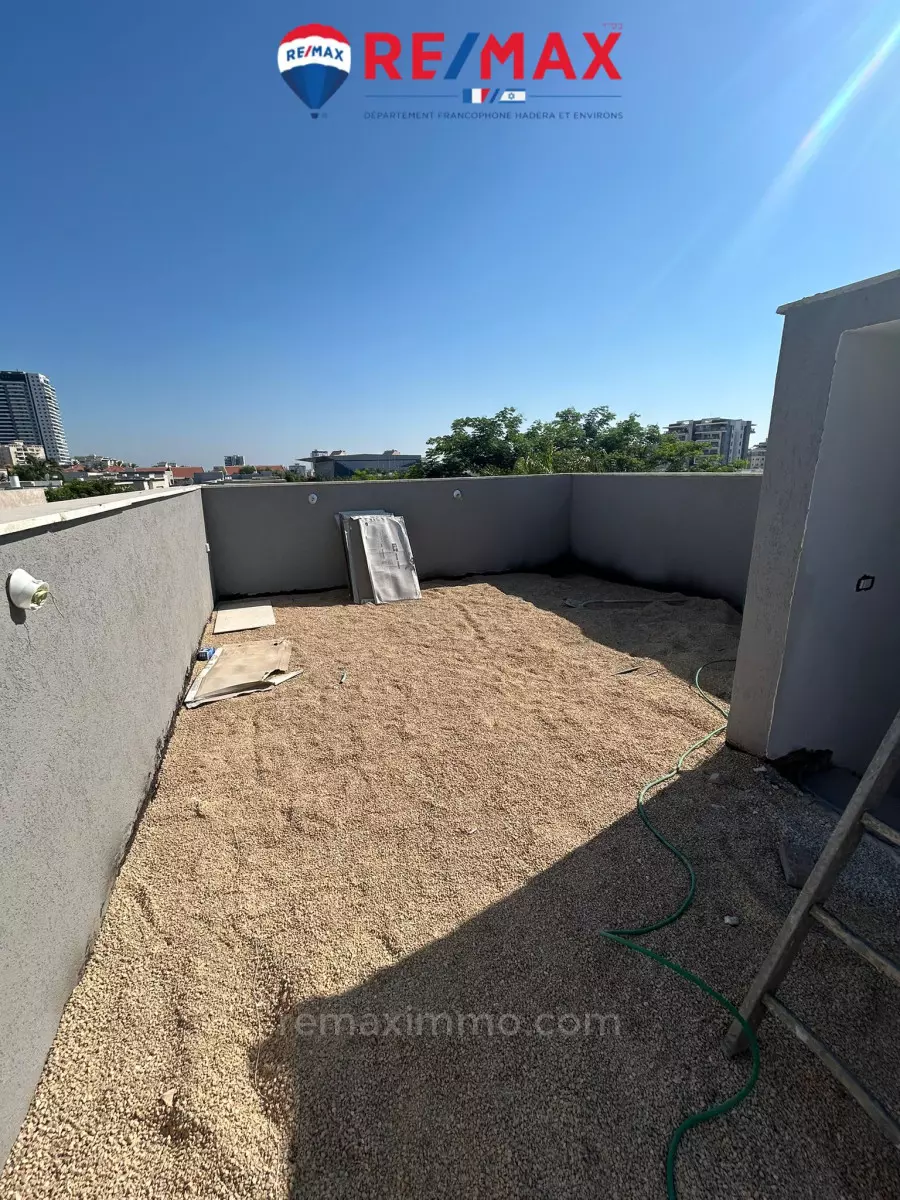 Villa 6 stanze Hadera Distretto Nissan 379-IBL-417