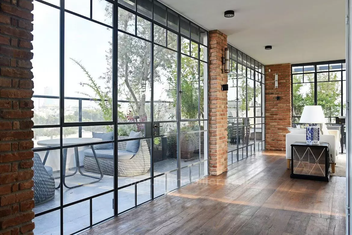 Duplex-attico 5 stanze Tel Aviv Centro della città 457-IBL-1242