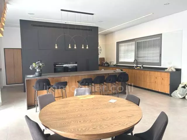 Villa 8 stanze Ashdod Yud Zayin