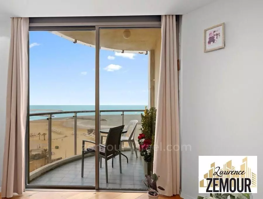 Appartamento 3 stanze Herzliya Herzliya Pitouah 60-IBL-1322