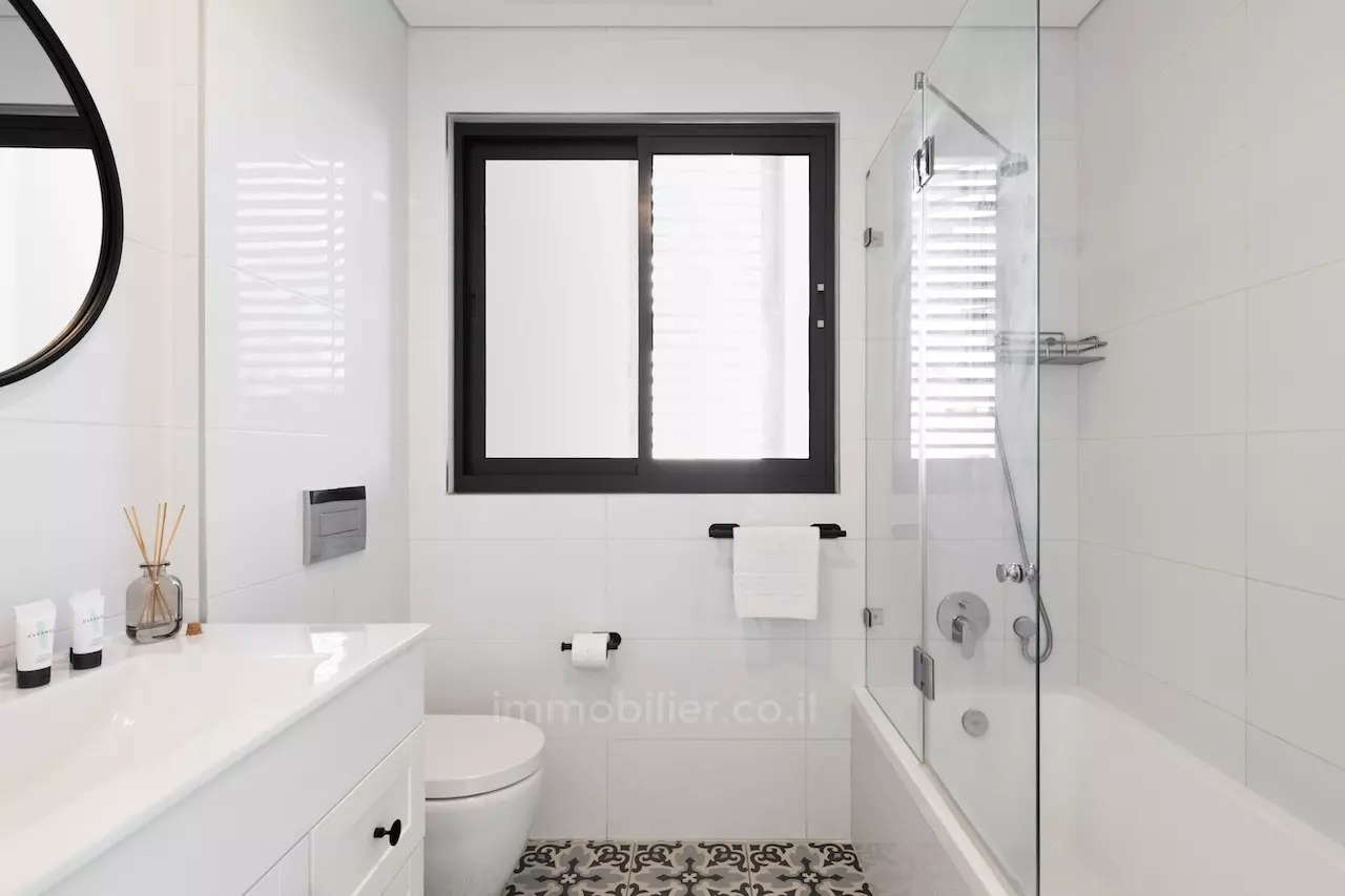 Appartamento 3 stanze Tel Aviv 1a linea di mare 627-IBL-39