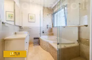 Appartamento 4.5 stanze Tel Aviv Hatsafon hayachan