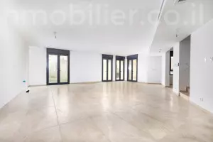 Livello del giardino 4 stanze Gerusalemme Katamon hayeshana