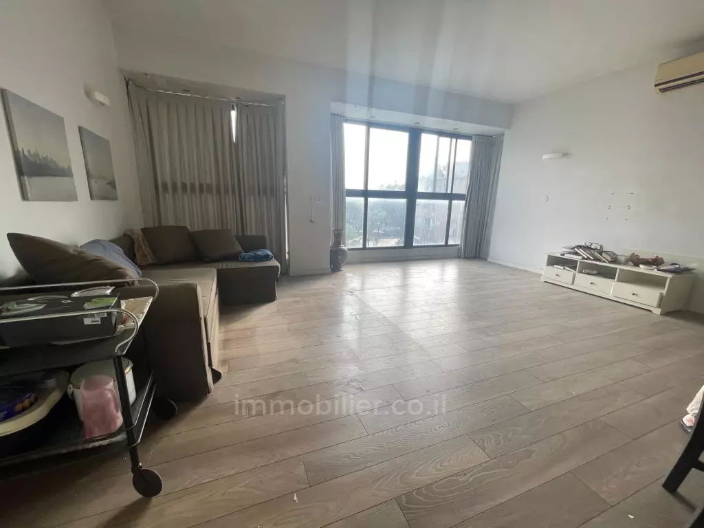 Appartamento 3 stanze Tel Aviv Lev Tel-Aviv 828-IBL-133