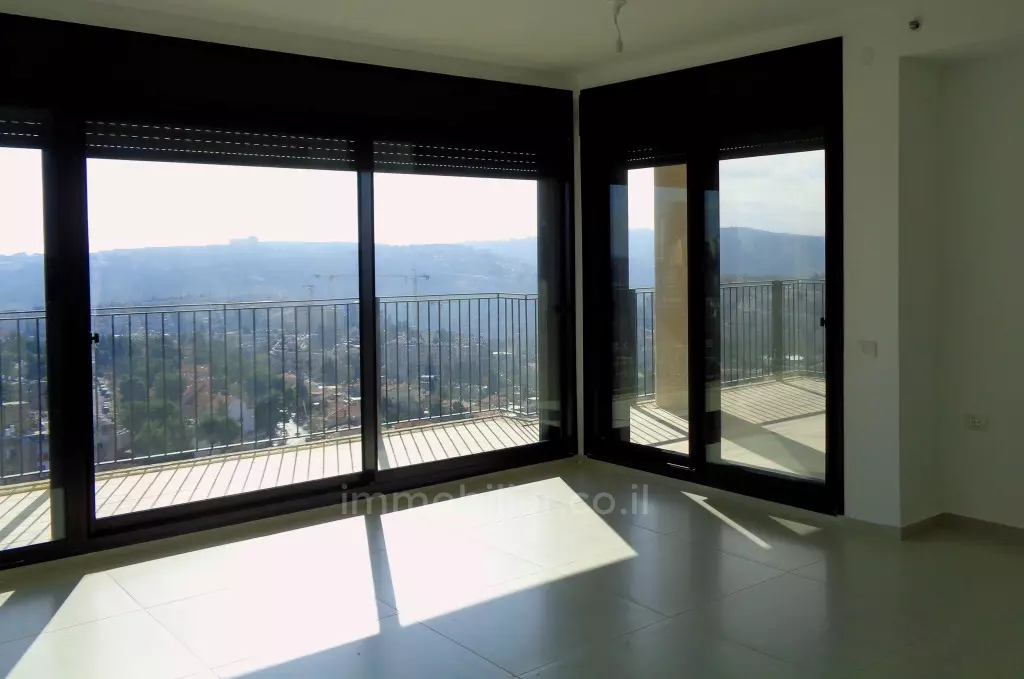 Mini attico 4 stanze Gerusalemme Kiryat Yovel 853-IBL-17