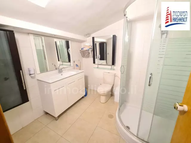 Villa 7 rooms Jerusalem Mochava Germanit