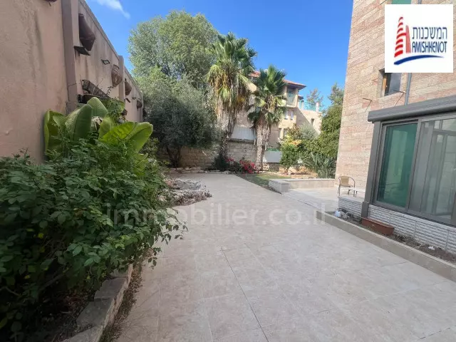 Apartamento 4 cômodos Jerusalém Moshava Germanit