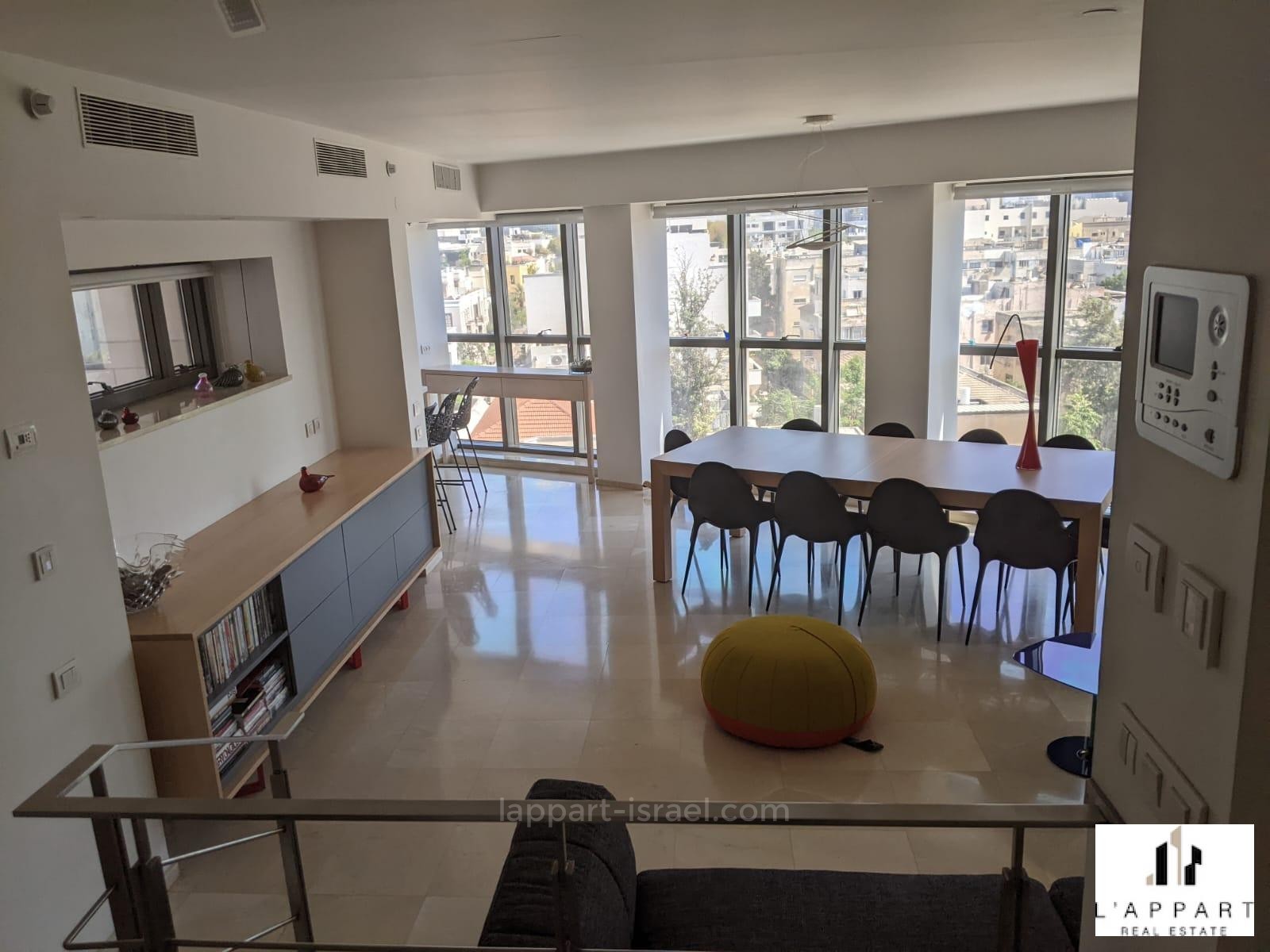 Apartment 4.5 Rooms Tel Aviv Lev Tel-Aviv 175-IBL-3043