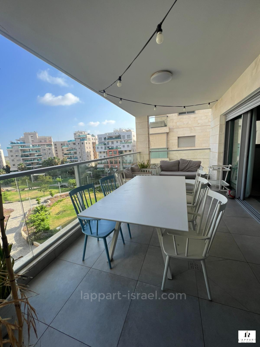 Departamento 4 habitaciones  Tel Aviv Ramat Aviv 175-IBL-3217