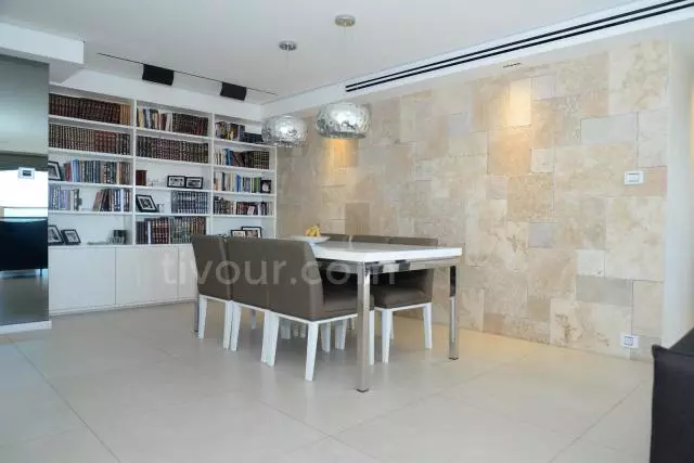 Apartment 5 rooms Ashdod City