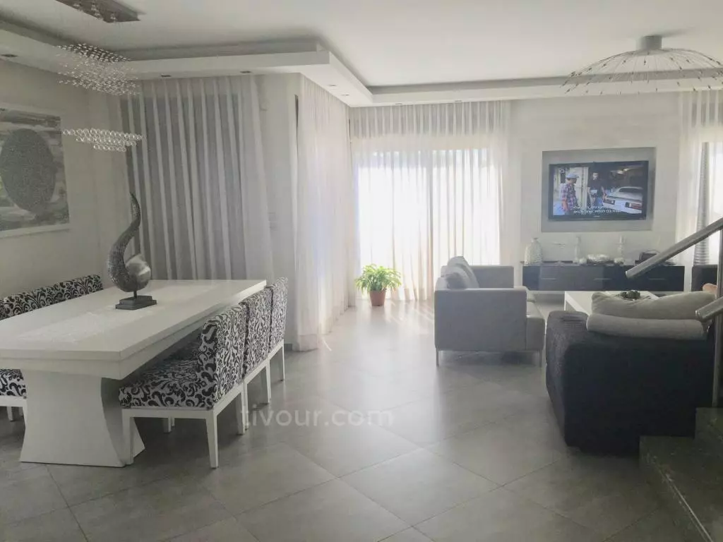 Villa 6 rooms Ashdod Yud Zayin 210-IBL-1883